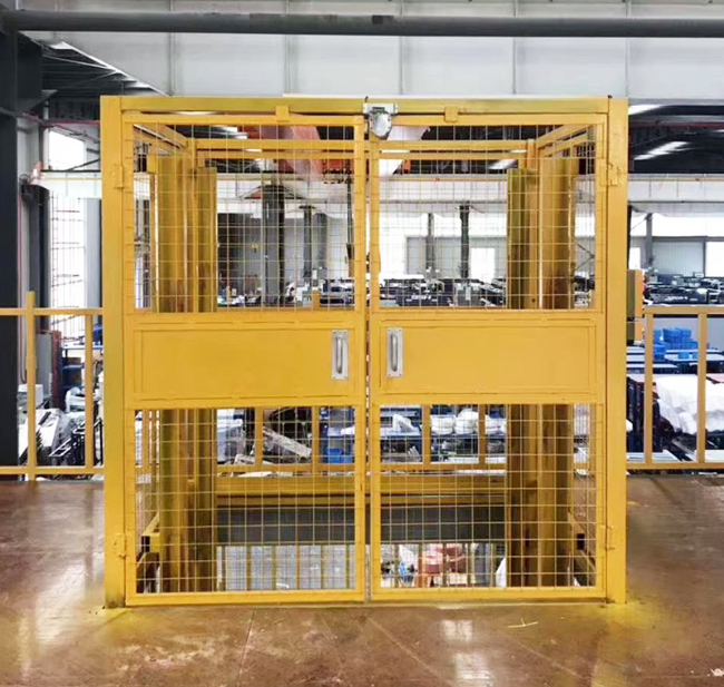 泸州智能导轨式升降机亮相